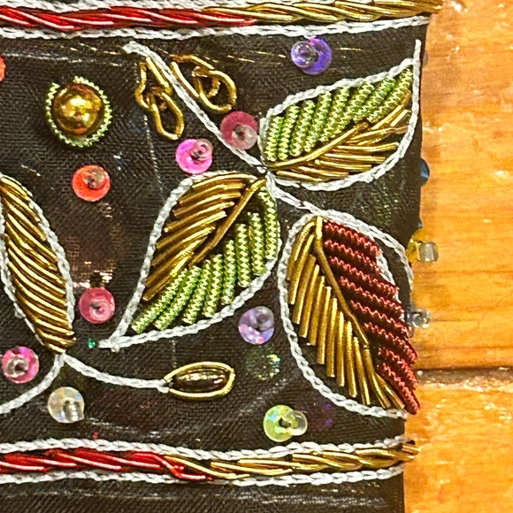 NWT 46” x 4” Organza beaded trim - Picture 5 of 11